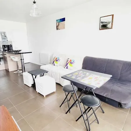 D'une A Hilaire De Riez A 500 M De La Avec Vue Sur La Et Balcon * Saint-Hilaire-de-Riez