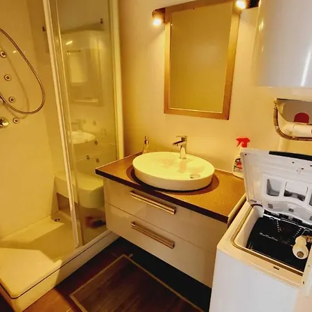 Apartment D'une A Hilaire De Riez A 500 M De La Avec Vue Sur La Et Balcon